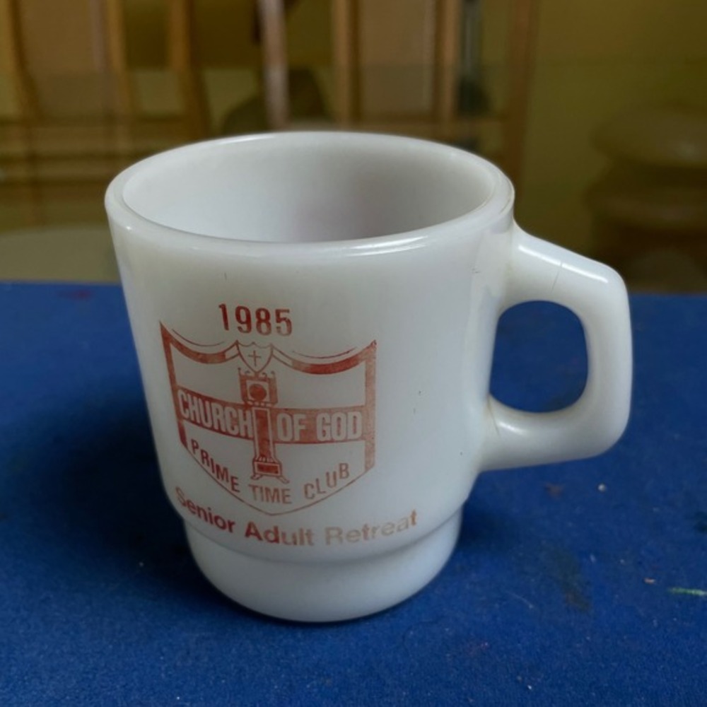 Vintage‎ Milk Glass Coffee Mug Church of God Prime Time Club 1985 - Picture 2 of 4